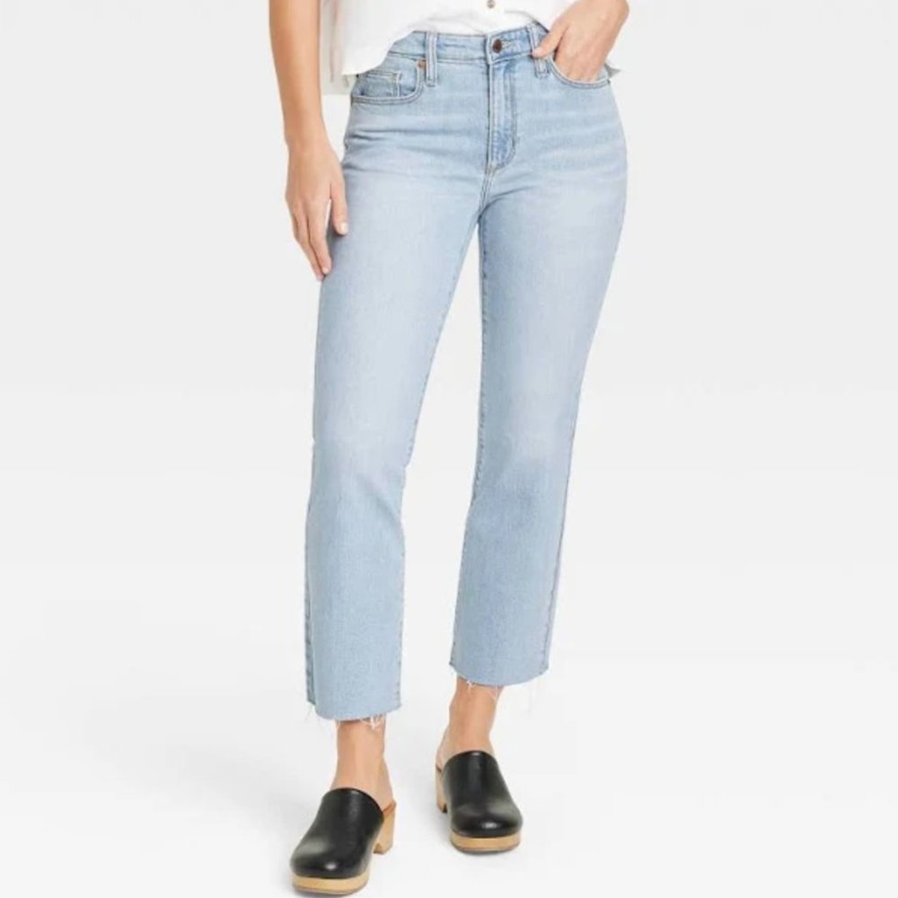 Universal Thread Women's High-Rise Bootcut Jeans, Light Wash 4/R NWOT